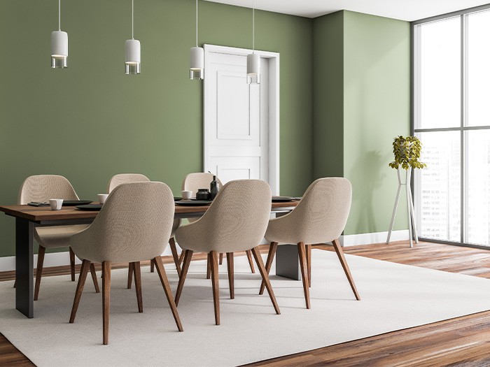 Choose a dining room rug that matches your table’s shape